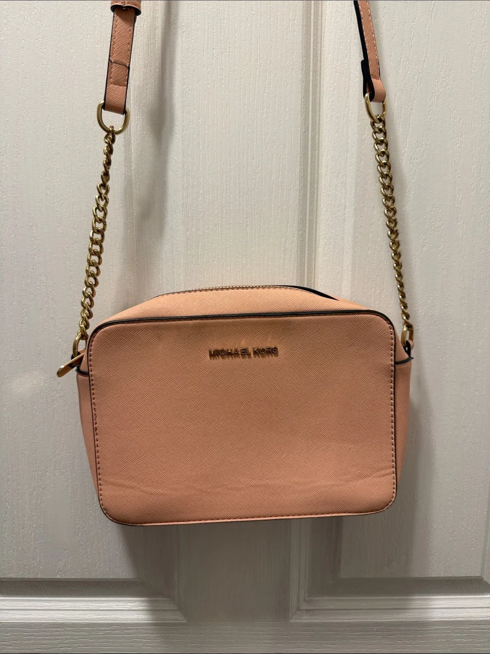Michael Kors Peach Crossbody with Gold Chain Strap